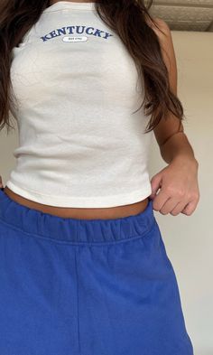 Be the most stylish in your class with these royal blue joggers! These cotton sweatpants with pockets are ready for any loungewear look! Model is 5'8 with a 33" bust, 27" waist, 33" hips, and wearing a small. Model typically wears a size 0/2. This item runs true to size! Sweatpants With Pockets, Platform Heels Boots, Blue Joggers, Cotton Sweatpants, Run It, Custom Sweatshirts, Going Out Dresses, Business Attire, Classic Elegance