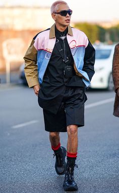 Evan Mock Outfit, Streetwear Brand Inspiration, Creative Outfits Men, Evan Mock Style, Male Street Wear, Evan Mock, Dope Style, Fall Hair Color Ideas, Masc Outfits