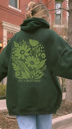 Wildflower Hoodie Wildflowers Sweater Cottagecore Hoodie Botanical Hoodie Flower Sweatshirt Plant Hoodie Flower Lover Gift for Daughter - Etsy Cottagecore Hoodie, Backprint Hoodie, Pink Closet, Cottagecore Sweater, Hoodie Ideas, Flower Sweatshirt, Comfy Boot, Cottagecore Aesthetic, Gift For Daughter