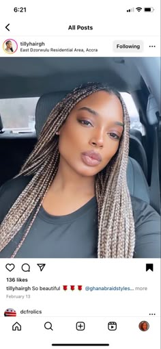 Ash Blonde Box Braids Black Women, Blonde Ombré Knotless Braids, Ashy Blonde Braids Black Women, Ash Brown Braids, Platinum Blonde Box Braids Black Women, Ash Blonde Knotless Braids Black Women, Platinum Braids On Black Women, Platinum Box Braids, Blonde Blend Box Braids