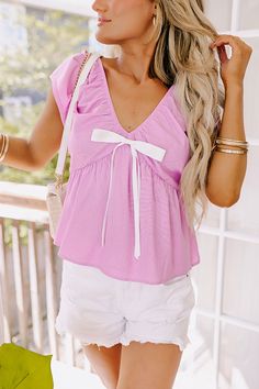 - We are totally crushing on this adorable top! - Unlined linen blend material - An elastic v-cut neckline and back - A removable accent bow that is pinned on - Short sleeves - A relaxed silhouette that ends in a straight hemline V Cut, V Cuts, Linen Blend, Violet, Short Sleeves, Elastic, Luxury Fashion, Fashion Trends