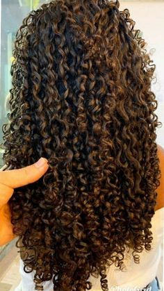 Mid Length 3b Curly Hair, Rezo Cut Curly Hair, Defined Curly Hair, 3b Natural Hair, Long Brown Curly Hair, Spiral Perm Long Hair, 3b Curls, Perfect Curly Hair, Curly Perm