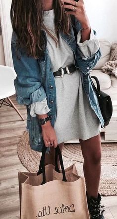 Outfit Inspirations Edgy, Denim Jacket Outfit, Cozy Fall Outfits, Outfit Jeans, Looks Black, Outfit Trends, Mode Inspo, Denim Jacket Women