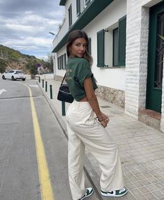 Elegantes Outfit Damen, Rok Outfit, Looks Pinterest, Looks Street Style, Stylish Work Outfits, Spring Fashion Trends, American Beauty, Fashion Streetwear