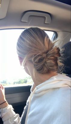 Updo Hairstyles School, Test Day Hairstyles, Cute Hairstyles For Blonde Hair, Hairstyles For Freshly Washed Hair, Photo Hair Ideas, Hairstyles For Wet Hair Quick, Hair Ideas Simple, Hair Inspo Pics, Cute Up Hairstyles