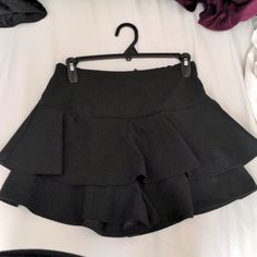 Ria Ruffle Skort In Black, Aus Size 10, Us Size 6 New With Tags Black Ruffled Skort For Night Out, Black Tiered Ruffled Skirt, Casual Black Tiered Skirt Shorts, Black Tiered Skort For Night Out, Black Ruffled Bottoms For Night Out, Black Stretch Ruffled Skirt, Casual Ruffled Skirt For Night Out, Black Ruffled Short Skirt, Black Ruffled Short Bottoms