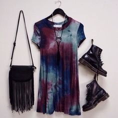 Moda Grunge, Look Grunge, Goth Dress, Tie Dye Shirts