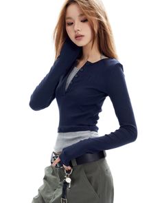 A stylish long-sleeved top with a layered design. 

In addition to the classic denim, we also recommend wearing it with a skirt for a sweet and spicy mix. 

This item is recommended for those who like fashion and street style coordination. 

◾️Model
Height/Weight: 163cm/40kg
Try size: S




Size (cm)

Length
Chest measurement
Shoulder width
Sleeve length


S
45
69
32
60.5


M
46
72
33
61.5


L
47
75
34
62.5 Casual Long Sleeve Top With Buttons For Fall, Casual Long Sleeve Top With Button Closure For Fall, Versatile Long Sleeve Buttoned Tops, Versatile Long Sleeve Tops With Buttons, Fitted Casual Long Sleeve Top For Fall, Trendy Cotton Long Sleeve Top For Layering, Casual Long Sleeve Top With Buttons For Spring, Trendy Long Sleeve Tops With Buttons, One Piece Top