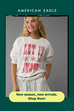 Super soft fleece/Crew neck/Holiday graphics/Ribbed cuffs & hem Holiday Graphics, Santa Sweatshirt, Graphic Tops, Hoodie Top, American Eagle Outfitters, Women's Jeans, American Eagle, Crew Neck Sweatshirt, Women Jeans