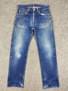 30x28 Selvedge Faded Blue Vintage Blue Blue Jeans - JN3379 Size: 30 Item Description tag  Levi's Actual measurement (inches) Waist - 30 Front Rise - 10 Hips - 39 Thigh - 11 Knee - 8 Leg Opening - 14 Inseam - 28 Outseam - 38.5 Material : Cotton  *Disclaimer: Product color may slightly vary due to photographic lighting sources or your monitor settings.  #JN3379 Faded Vintage Jeans For Streetwear, Vintage Washed Blue Distressed Jeans, Rugged Faded Washed Jeans, Vintage Pre-washed Denim Pants, Vintage Faded Pre-washed Jeans, Vintage Trends, Denim Jeans Men, Japanese Denim, Faded Denim