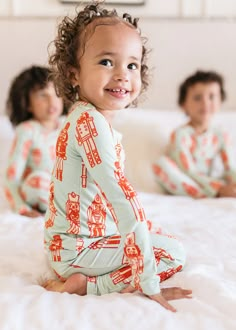 Do you love to cozy up with your little ones in the evening? Then you will fall head over heels for these super soft pajamas. With a variety of different prints, your cute babies will be ready for bed before they even know it! Bamboo pajamas, Christmas pajamas Pajamas Photoshoot, Kids Christmas Pajamas, Toddler Christmas Pajamas, Kids Christmas Pjs, Pajamas Christmas, Christmas Pajamas Kids, Toddler Stuff, Christmas Clothing, Toddler Pajamas