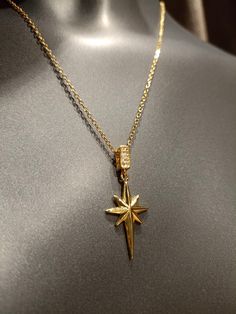 - Elevate your style with our North Star Necklace. The Star design adds a hint of sparkle to the design, making it the perfect gift for her. - What's Included? * 1 Gold North Star Necklace, Celestial Star Pendant, 14K Dainty Necklace, Minimalistic North Pendant, Gift For Her. - Your products will be prepared and shipped on the same day. Cargo delivery takes place within 3-7 business days. - The product is made of stainless steel. It does not rust, you can easily swim in the sea or shower, it doe Celestial Star-shaped Necklace With Adjustable Chain, Celestial Star Charm Necklace With Clavicle Chain, Simple Pendant Necklace, North Star Necklace, Simple Pendant, Pendant Necklace Simple, Star Charm Necklace, Necklace Minimalist, Star Design