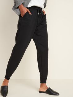 Black Joggers, Joggers Womens, Old Navy Women, Blackjack, Jogger Sweatpants, Navy Pants, Womens Sweatpants, Jogger Pants