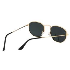 High-quality glass lens. Unisex fashion lens Lenses: Black Gradient + Lens size: Small + Frame: Gold Sleek for all your adventures. Customized with our trademarked American Bonfire Co. flame insignia on the sunglasses. Black Gradient, Black American, Small Frame, Unisex Fashion, Lenses, Sleek, Sunglasses, Frame, Glass