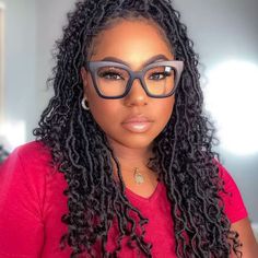 Boho Goddess Locs, New Braided Hairstyles, Faux Locs Styles, Crochet Faux Locs, Boho Locs, Dreadlock Style, Goddess Locs, Synthetic Hair Extensions, Beautiful Curls