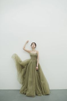 Green Bridal Dress, Sage Green Gown, Green Formal Gown, Olive Green Prom Dress, Prom Dress Green, Li Yitong, Sateen Dress