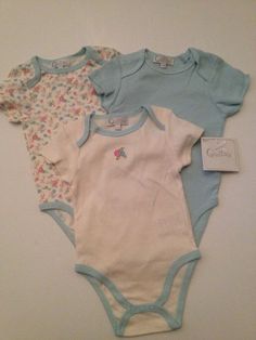 Find Quiltex Baby Girls 3 Bodysuits Rompers Size 3 6 9 Months Layette Floral Ivory on eBay in the category Clothing, Shoes & Accessories>Baby>Baby & Toddler Clothing>One-Pieces. Cute Fitted Beige Set, Fitted Cream Onesie For Summer, Baby Vision, Vintage Kids Clothes, Baby Layette, Baby Closet, Baby Fits, 6 Month Baby, Toddler Clothing