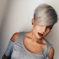 Hair and lipstic - perfect Combo Hair Blond, Cute Short Haircuts, Short Hair Pixie Cuts, Latest Hair, Sassy Hair, Hair Styles 2017, Short Pixie Haircuts, Short Hairstyle, March 17