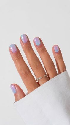 Soft Summer Nails, Capping Uñas, Old School Radio, Multicolored Nails, Hippie Nails, Tie Dye Nails, Subtle Nails, Simple Gel Nails, Shellac Nails