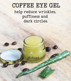 5 Best DIY Coffee face mask recipes for glowing skin. Coffee provides many benefits to skin like treating acne, puffy eyes, reduce wrinkles, dark spots and more. Check out how to make it yourself Mask For Dark Circles, Aloe Vera Gel Face, Coffee Night, Face Mask For Glowing Skin, Mask For Glowing Skin, Coffee Image, Eye Gel Pads, Mask Recipes, Treating Acne