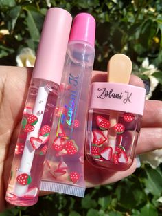 Lip Accessories, Lip Gloss Strawberry, Best Lip Gloss, Diy Lip Gloss, Flavored Lip Gloss