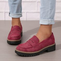 variants16 Fall Fashion Shoes, Chunky Loafers, Round Toe Shoes, Fall Shoes, Womens Clothing Sizes, Clothing Size Chart, Shoe Style, Synthetic Leather, Fall Fashion