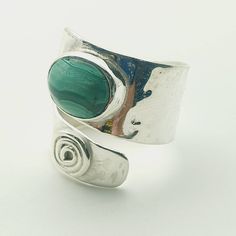 malachite ring, Adjusta malachite rings with 925 silver.Gemstone ring, gemstone jewelry,Ring size 8 can be adjusted Malachite Ring, Malachite Rings, Ring Gemstone, Multi Stone Ring, Jewelry Ring, Multi Stone, Organic Shapes, Adjustable Ring, Gemstone Ring