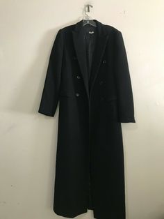 Zara Size 6  Wool Black Long Duster Double Button Coat Jacket Women Winter Measurements: Chest 19 inches arm pit to armpit Length 51 inches shoulder to hemShoulder to Wrist 29 inches Shoulder hem to Wrist 24 inches 80% wool 20% nylon Lining 100% rayon RN# 77302 Long Duster, Winter Jackets Women, Coats Jackets Women, Vest Jacket, Duster Coat, Coats Jackets, Zara, Jackets For Women, Women Accessories