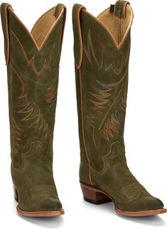 The Clara is sure to stand out from the crowd no matter where you are. It features our traditional 15� silhouette, crafted in  suede with vibrant stitching. It has a cowgirl underslung heel with a medium round toe stitched onto a leather outsole. Inside t Green Cowboy Boots, Emerald Green Cowboy Boots, Western Green Snip Toe Boots, Green Western Ankle Boots, Womens Cowgirl Boots Green, Green Leather Western Boots, Justin Boots Womens, Tony Lama Boots, Ostrich Boots