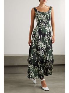 Floral Print Floor-length Maxi Dress For Daywear, Green Floral Print Maxi Dress For Daywear, Stylish Maternity Outfits, Maternity Outfits, Designer Midi Dresses, Silk Dresses, Daytime Dresses, Johanna Ortiz, Stylish Maternity