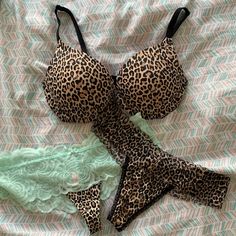 New Without Tags Pink! Victoria’s Secret Bra & Panties Set. Bra 32c. Both Panties Size S. Victory Secret Bras, Victoria Secret Bra And Under Set, Victoria Secret Bra Outfit, Victoria Secret Lenceria, Bra And Under Set, Panties And Bra, 2000 Clothes, Bra Outfit, Vs Pink Bras