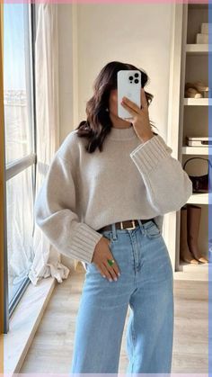 Looking to shop some affordable French clothing brands? You'll love my list of 2024 stores and brands like Sezane that are budget-friendly!