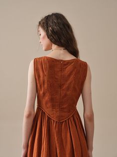 Brown Maxi Dress For Casual Wear, Casual Brown Maxi Dress, Brown Maxi Length Casual Dress, Brown Sleeveless Maxi Dress For Formal Occasions, Sleeveless Brown Maxi Dress For Formal Occasions, Sleeveless Midi Dress With Lace-up Back For Spring, Brown Long Dress For Spring, Long Brown Dress For Spring, Elegant Brown Vintage Dress