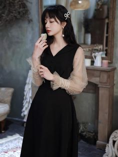 Black evening dress, long-sleeve socialite dress, sweet birthday dressMaterial:blendedColor:as picture or custom colorNeckline:v- neckBack details:zipperStyle:sweetDress type: A-line&ltp&gtFeatures: pearl</p>&ltbr/>&ltp&gtCustomized service and Rush order are available.</p>&ltbr/>&ltp&gtThis dress could be custom made, there are no extra cost to do custom size and color.</p>&ltbr/>&ltp&gtPlease leave your phone number for shi Fall Banquet V-neck Evening Dress, Winter Long Sleeve Evening Dress, Chic Long Sleeve Dress For Prom Season, Black Long Sleeve Dresses For Prom, Long Sleeve Dressy Prom Dress, Chic Long Sleeve Prom Dress, Chic V-neck Long Sleeve Wedding Dress, Dressy Long Sleeve Evening Dress For Cocktail, Dressy Long Sleeve Cocktail Evening Dress