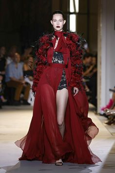 Zuhair Murad Couture Fall Winter 2023 Paris – NOWFASHION Zuhair Murad Fall Winter 2023 2024, Zuhair Murad Haute Couture 2022 2023, Zuhair Murad Fall Winter 2022 2023, Zuhair Murad Fall 2022, Zuhair Murad 2021 Couture, Zuhair Murad, Large Fashion, Paris Fashion, Couture Fashion