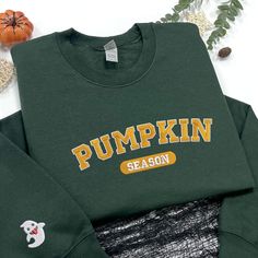 Thanksgiving Gift, Fall Gifts, Autumn Sweatshirt, Halloween Sweatshirt, Cute Fall Sweatshirt, Pumpkin Season gift, pumpkin spice, hello pumpkin season, sweatshirt for women, spooky season 🍁PRODUCT AND BRAND DETAILS - Gildan ® brand - Unisex & Classic fit - 8 oz./yd² (US) 13.3 oz./L yd (CA), 50/50 - Heather Sport colors are 60/40 polyester/cotton - Our top-selling shirt colors consist of Sand, Black, White, Sport Gray, Dark Chocolate, Forest Green, Light Pink, Light Blue, Maroon, Navy, Charcoal, Retro Pumpkin, Embroidery Cute, Sweatshirt Embroidery, Hello Pumpkin, Sweatshirts For Women, Pumpkin Season, Sweatshirt Halloween, Pumpkin Seasoning, Embroidery Sweatshirt