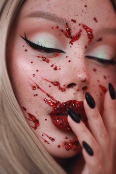 Blood Makeup, Halloween Makeup Inspiration, Smink Inspiration, Creative Makeup Looks, Sfx Makeup, Halloween Makeup Looks, Halloween Make Up, Eye Makeup Art, Ugg Slippers