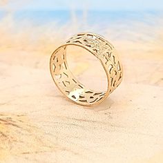 A 5 mm beautiful and delicate 14k Gold Layered ring that you will love to wear! So comfortable you won't know you are wearing them! No pinching like adjustable rings.. Go From Ordinary to Extraordinary! You won't believe the difference that a correctly sized toe ring makes. Our rings are complete circles Sizes 2.5 - 6 (Measure in mm) You will absolutely love these rings For toe ring sizes it is half your shoe size or pinky finger size For Thumb Rings, two sizes larger than your ring finger is ac Anniversary Filigree Toe Ring, Filigree Toe Ring As A Gift, Metal Toe Ring Midi Rings For Wedding, Filigree Toe Ring Jewelry, Gold Toe Rings, Pinky Finger, Filigree Ring Gold, White Opal Ring, Layered Rings