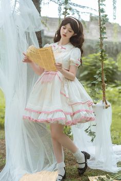 White/Pink Short Sleeves Multi-layer Ruffle Bowknot Sweet Lolita Dress – LolitaInside Bridal Parties Pictures, Larme Kei, Style Types, Spring Summer Autumn Winter, Wallpaper Photos, Bridal Parties, Kawaii Fashion Outfits, Kawaii Dress, Sweet Lolita