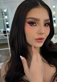 Beach Makeup, Stunning Makeup, Fancy Makeup, Kiss Makeup, Day Makeup, Makeup Designs, Prom Makeup, Makeup Eyeliner