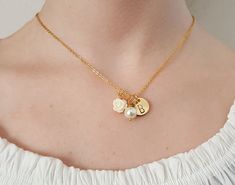 Ivory flower girl necklace, personalized necklace, little girl gifts, toddler flower girl gift, cust Toddler Flower Girl, Flower Girl Card, Flower Girl Necklace, Personalized Gold Necklace, Toddler Flower Girls, Resin Rose, Color Resin, Ivory Flower Girl, Girl Necklace