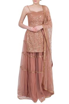 Kurtis For Wedding, Latest Designer Kurtis, Boho Wedding Dress With Sleeves, Pastel Brown, Wedding Dress With Sleeves, Traditional Indian Dress, Indian Dresses Traditional