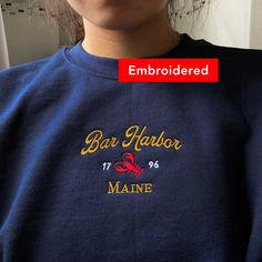 "*SIZES ARE UNISEX* -I'd suggest your usual size for a regular fit, or sizing up for a more relaxed fit. *these sweatshirts are extra comfy when oversized 🦞 \"Bar Harbor Maine 1796\" embroidered on a cute vintage-style crewneck. A sweatshirt bound to keep you warm in the colder months. A pre-shrunk, classic fit sweater that's made with air-jet spun yarn for a soft feel and reduced pilling. Your new favorite sweatshirt! * 50% cotton, 50% polyester * Pre-shrunk * Classic fit with no center crease Lobster Sweater, Bar Harbor Maine, Embroidery Tshirt, Vintage Crewneck, Sweatshirt Vintage, Limassol, Beautiful Embroidery, Fitted Sweater, Look Plus