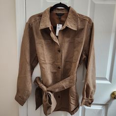 Brand New, Never Used. Brown Color. Suede Fabric, M Size, Loose Fit. Trendy Fall Shirt For Brunch, Fitted Shirt For Fall Brunch, Oversized Shirt With Belt, Shirt With Belt, Jean Button Up Shirt, Blue Linen Shirt, Oversized Linen Shirt, Banana Republic Jeans, Suede Belt