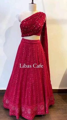 Skirt Dresses Indian Wedding, One Shoulder Blouse Outfits, Haldi Anarkali Outfit, Crop Top Lehenga Wedding Blouse Designs, Stylish Lehnga Design, Blouse Designs For Lehangas, Different Types Of Lehenga Pattern, Crop Top And Skirt Indian Party Wear, Marriage Function Dresses For Women