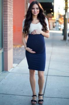 Maternity Dresses for the Cool Mom - Sexy Mama Maternity Pregnancy Dresses Summer, Vestidos Country, Pregnancy Inspiration, Vestidos Para Baby Shower, Pregnant Clothes, Pregnant Mommy, Big Pregnant, Summer Maternity Fashion, Maternity Clothes Summer