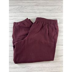 New With Tag Old Navy Elastic Waist Jogger Pants. Please See Pictures For Details. All Measurements Were Taken With The Pants Laid Flat. Waist - 20" Length - 38" Inseam - 26.5" Rise - 12.5" Leg Opening - 7" Bin 037 Size: Womens 2x Condition: New With Tags Casual Burgundy Pants With Pockets, Casual Burgundy Bottoms For Fall, Casual High Waist Burgundy Pants, Casual Burgundy Pants For Fall, Casual Burgundy Bottoms With Elastic Waistband, Casual Burgundy Bottoms With Pockets, Burgundy Bottoms With Pockets For Fall, Casual Burgundy Cotton Pants, Burgundy Bottoms With Pockets For Spring