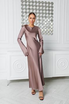 Fabric: Satin Viscose 35%, Polyester 35%, Cotton 20% Nylon 10% Long sleeve Backless Maxi length Gold Long Sleeve Bridesmaid Dresses, Long Sleeve Maxi Satin Dress, Modest Dresses Satin, Maxi Dresses With Long Sleeves, Satin Dress Long Sleeve Hijab, Long Silk Dress Outfit, Long Party Dresses Classy, Classy Long Sleeve Dress, Satin Dresses Hijab