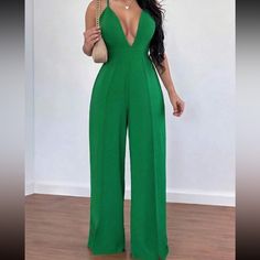 Size M (6) Non Stretch Material Material Gets Wrinkled Fast New Chic Green Spring Jumpsuits And Rompers, Chic Green Jumpsuits And Rompers For Night Out, Green Stretch Jumpsuits And Rompers For Spring, Trendy Green Overall-style Jumpsuit, Fitted Green Jumpsuits For Day Out, Trendy Green Jumpsuits And Rompers For Spring, Fitted Green Jumpsuits And Rompers For Day Out, Spring Green Jumpsuits And Rompers, Spring Jumpsuits And Rompers For Going Out