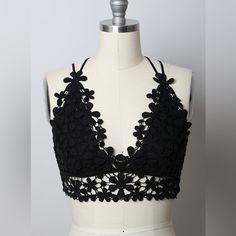 Black Lace Bra Never Worn Size Medium Elegant Black Crop Top For The Beach, Elegant Black Crop Top For Beach, Elegant Black Crop Top For Spring, Black Spring Crop Top, Strange Fashion, Kawaii Fairy, Lacey Bra, Lace Bra Top, Pastel Kawaii